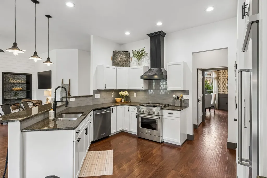 1325 W Running Brook Road Nashville TN 37209