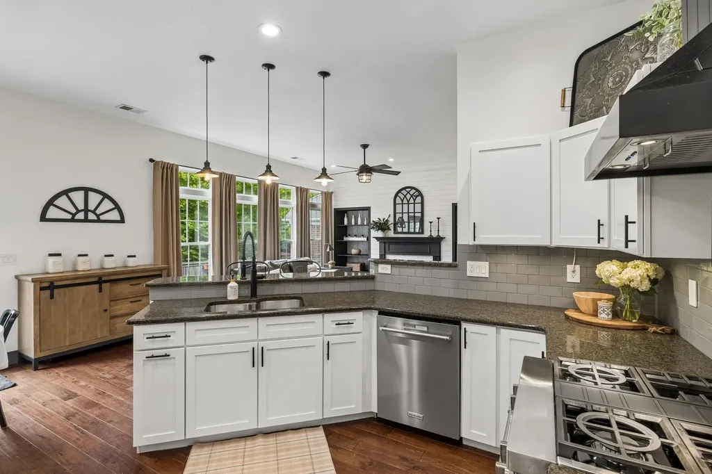 1325 W Running Brook Road Nashville TN 37209