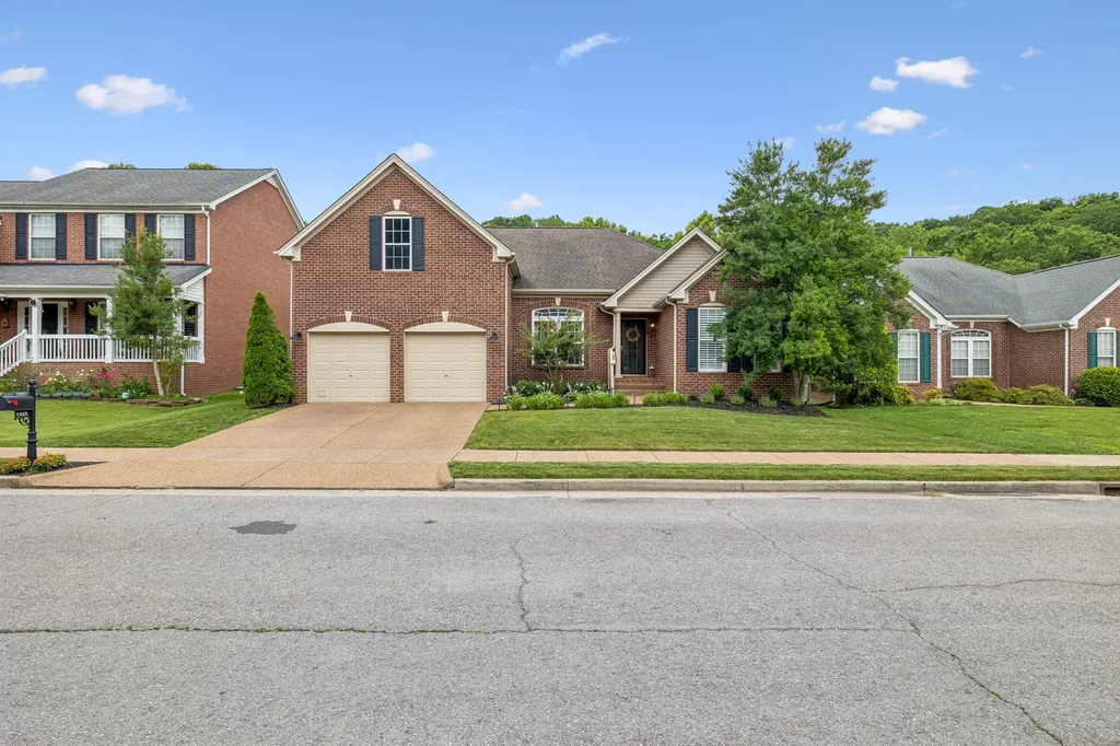 1325 W Running Brook Road Nashville TN 37209