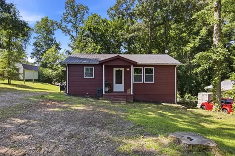 2103 Hillwood Drive Centerville TN 37033