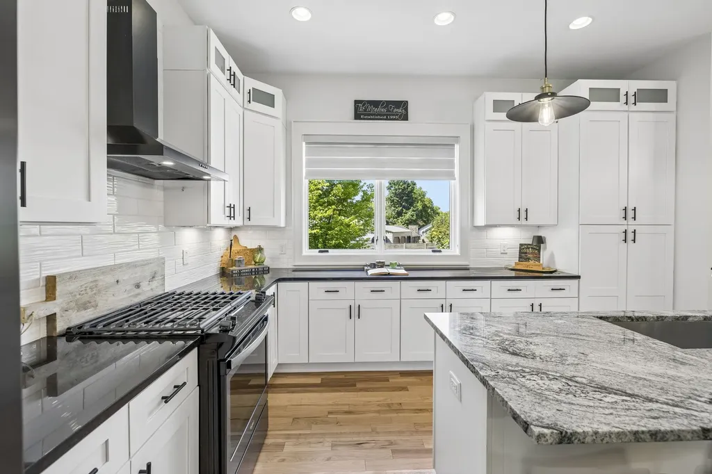 2702B Bronte Avenue Nashville TN 37216