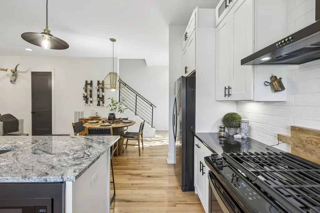 2702B Bronte Avenue Nashville TN 37216