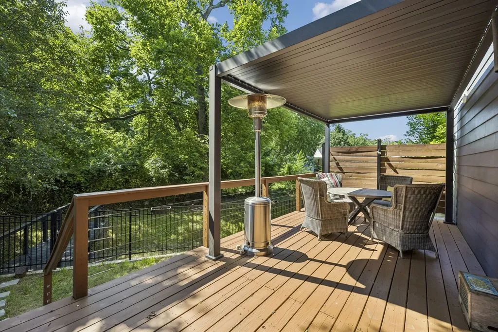 2702B Bronte Avenue Nashville TN 37216