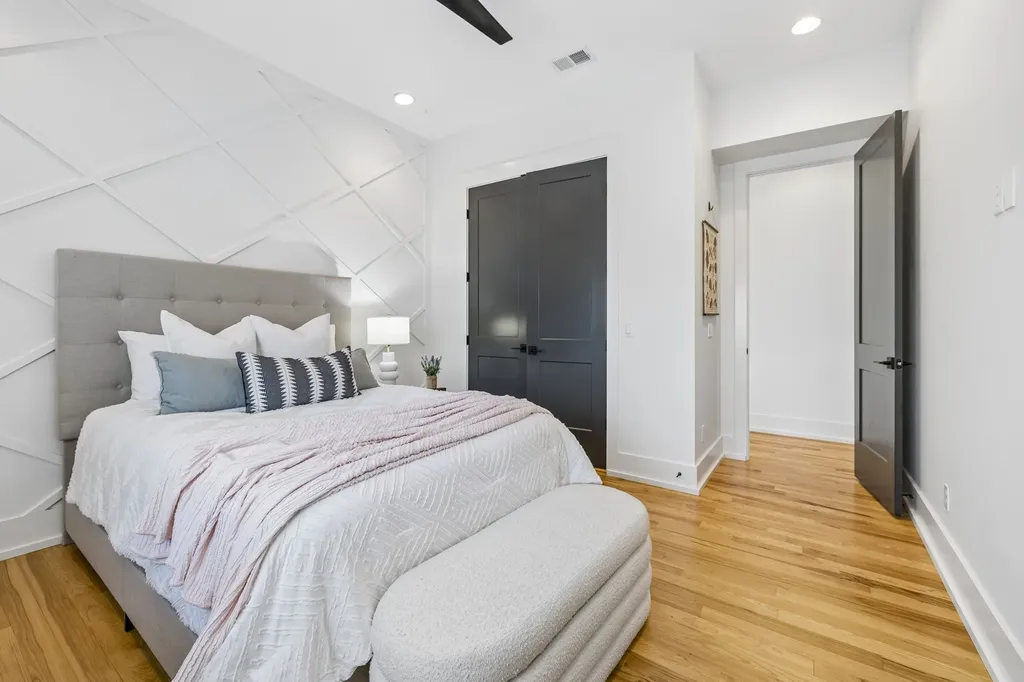 2702B Bronte Avenue Nashville TN 37216