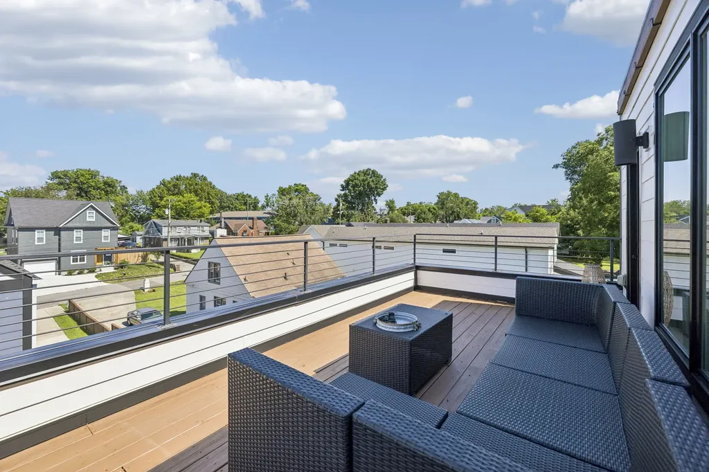 2702B Bronte Avenue Nashville TN 37216