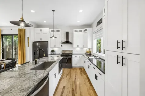 2702B Bronte Avenue Nashville TN 37216
