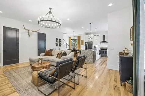 2702B Bronte Avenue Nashville TN 37216