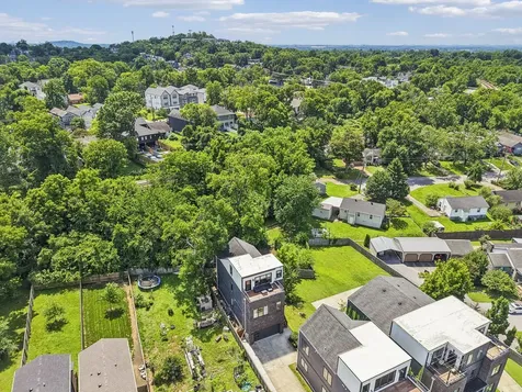 2702B Bronte Avenue Nashville TN 37216