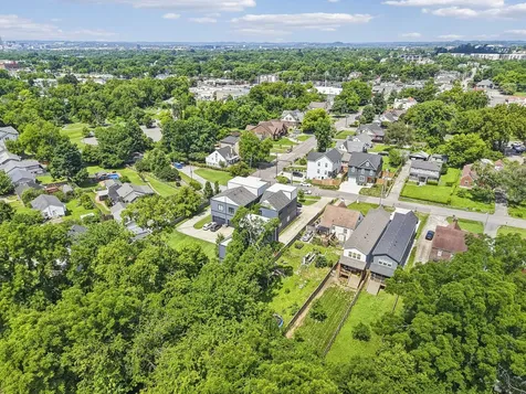 2702B Bronte Avenue Nashville TN 37216