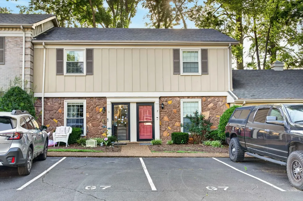 1011 Murfreesboro Road Franklin TN 37064