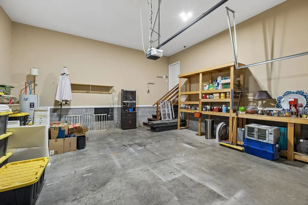 2317 Spike Court Clarksville TN 37040
