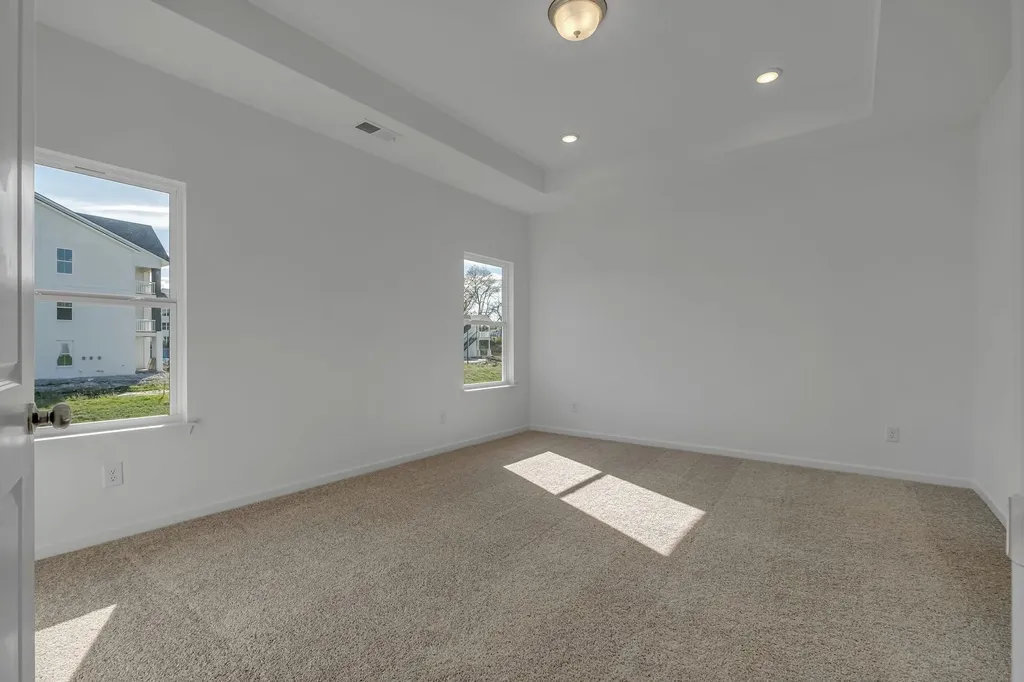 506 Charing Cross Drive Lebanon TN 37087