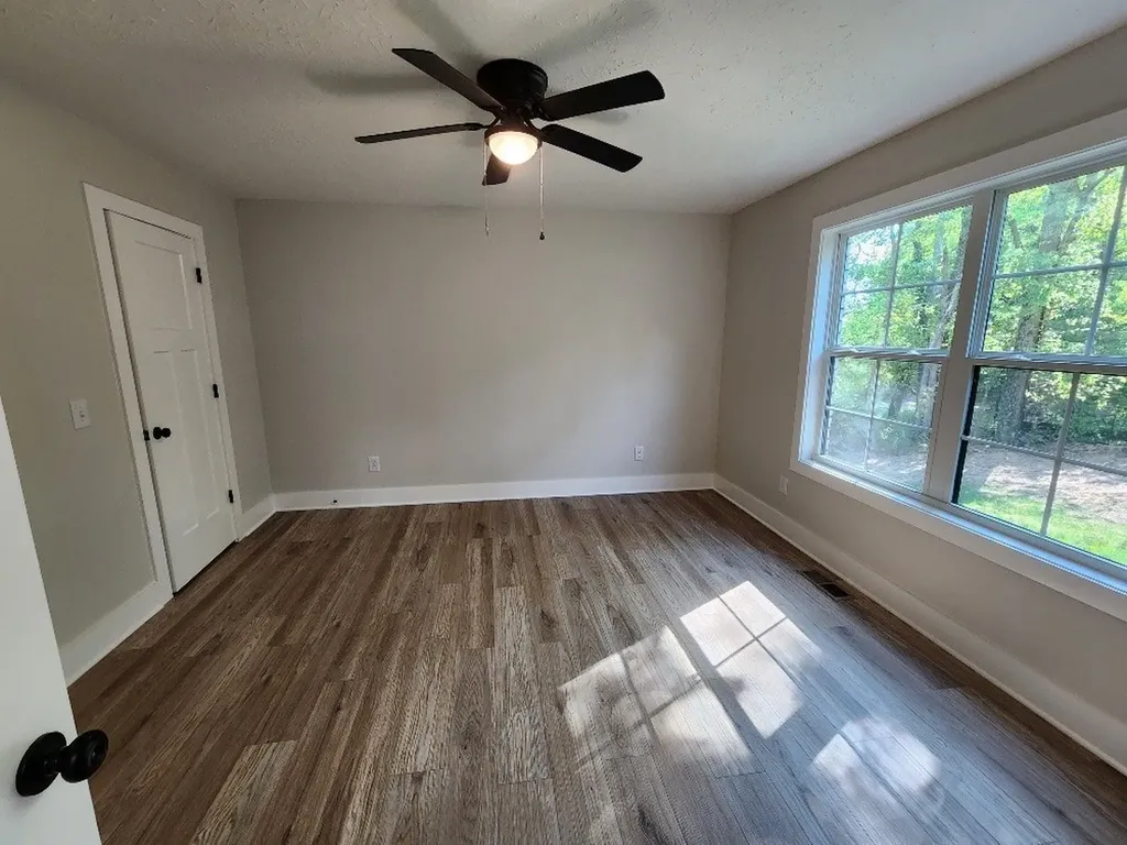 215 Scenic Lane Hartsville TN 37074