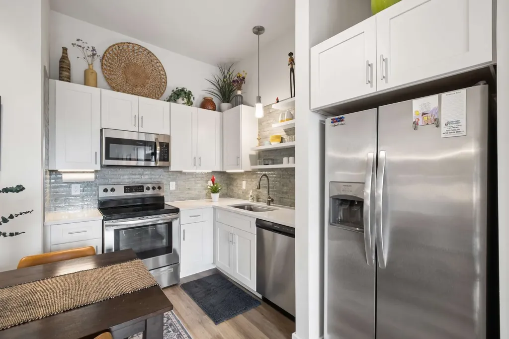 1900 12th Ave, S Nashville TN 37203