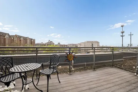 1900 12th Ave, S Nashville TN 37203