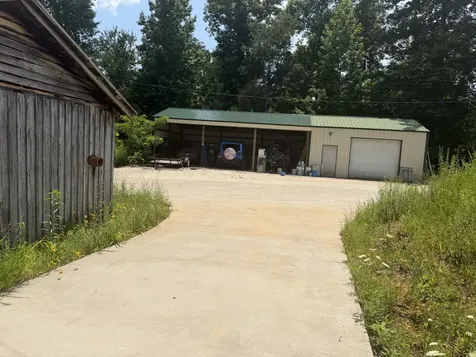 232 Cane Creek Road Hohenwald TN 38462