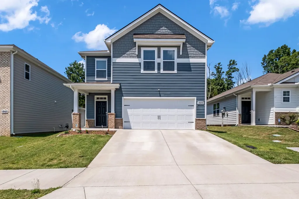 1909 Haylee Mills Road Lebanon TN 37087