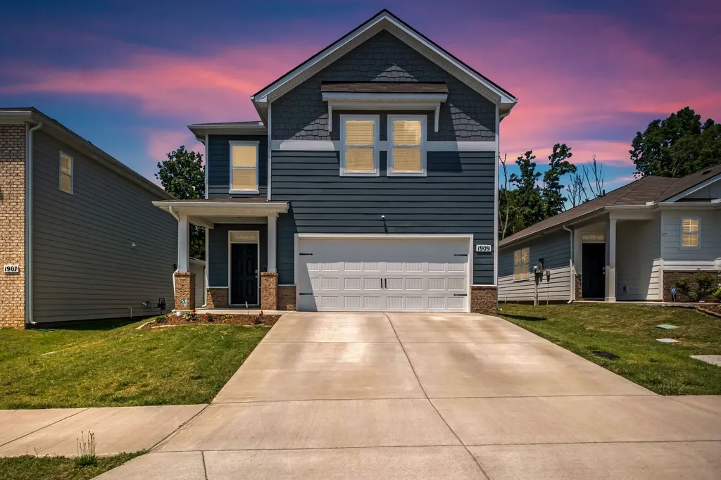 1909 Haylee Mills Road Lebanon TN 37087