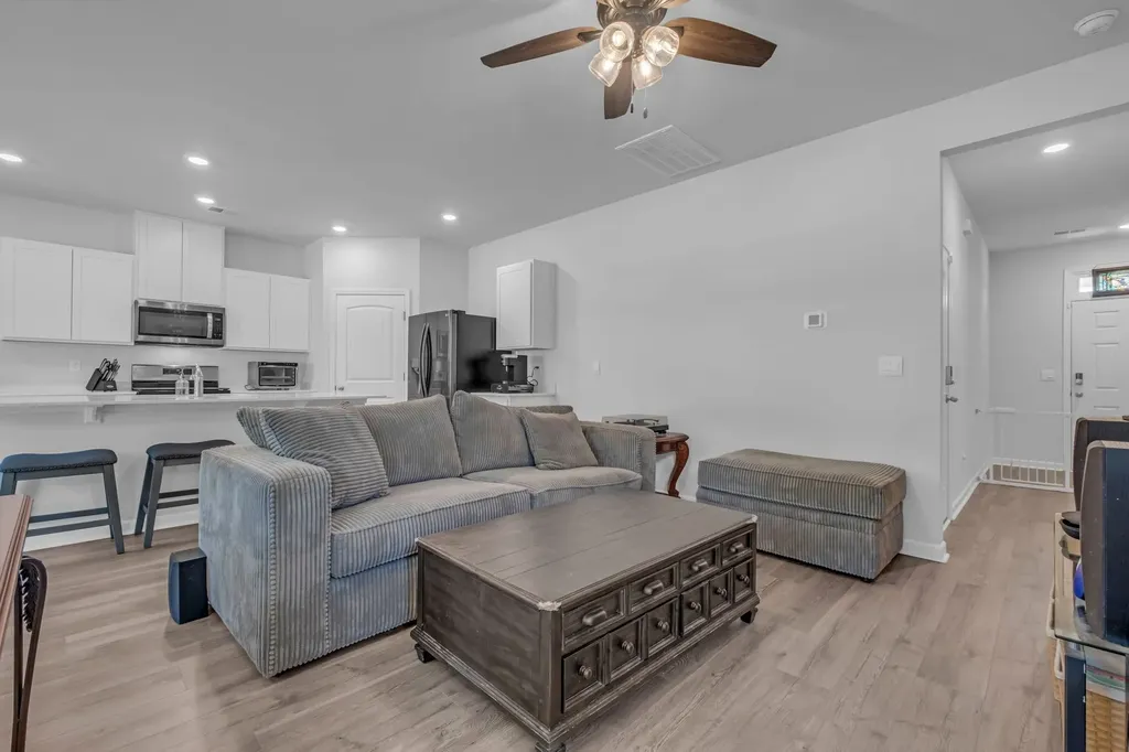 1909 Haylee Mills Road Lebanon TN 37087