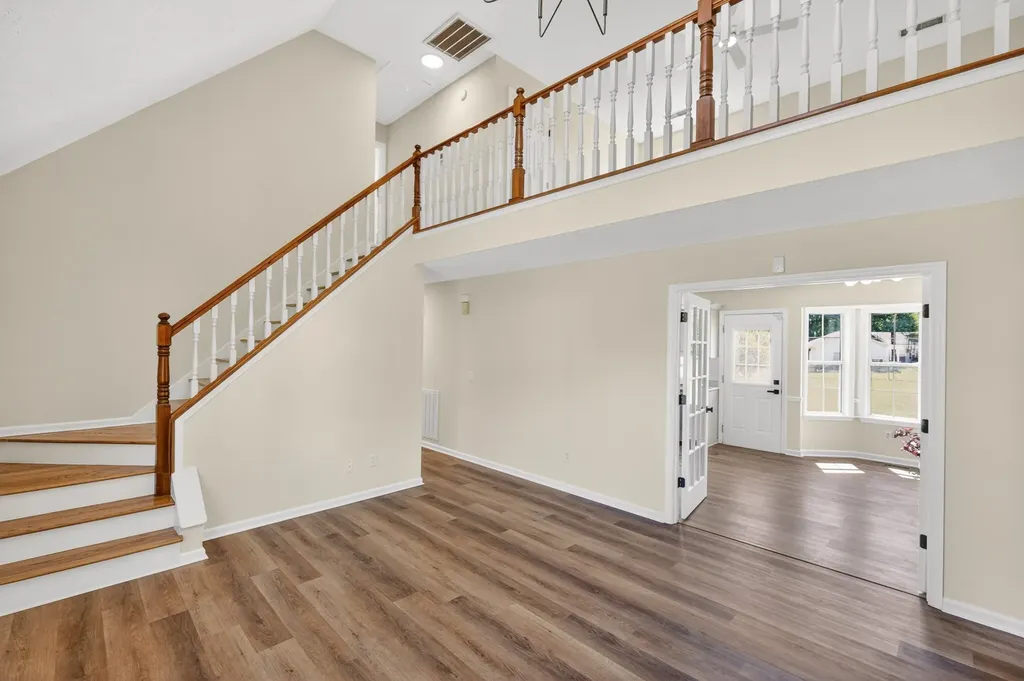 504 Bloomfield Court La Vergne TN 37086