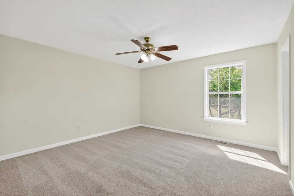 504 Bloomfield Court La Vergne TN 37086