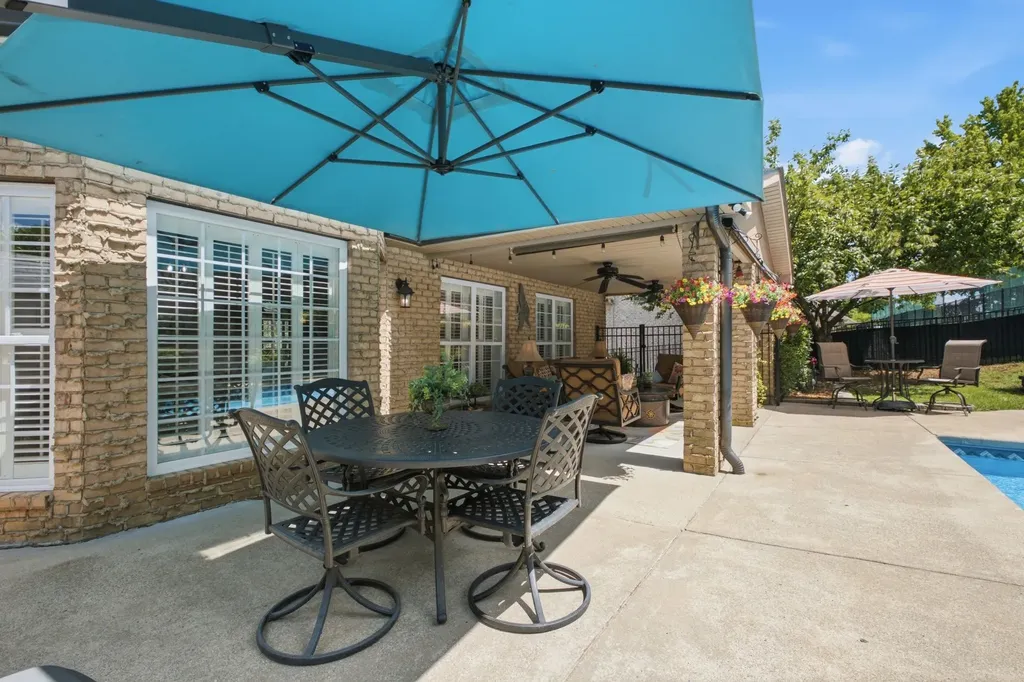 113 N Country Club Drive Hendersonville TN 37075