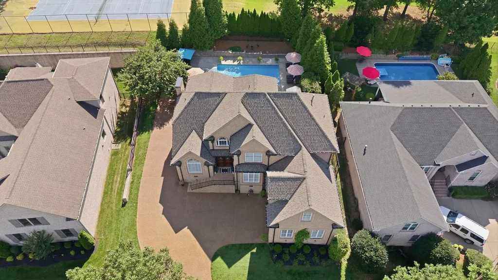 113 N Country Club Drive Hendersonville TN 37075