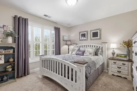 113 N Country Club Drive Hendersonville TN 37075