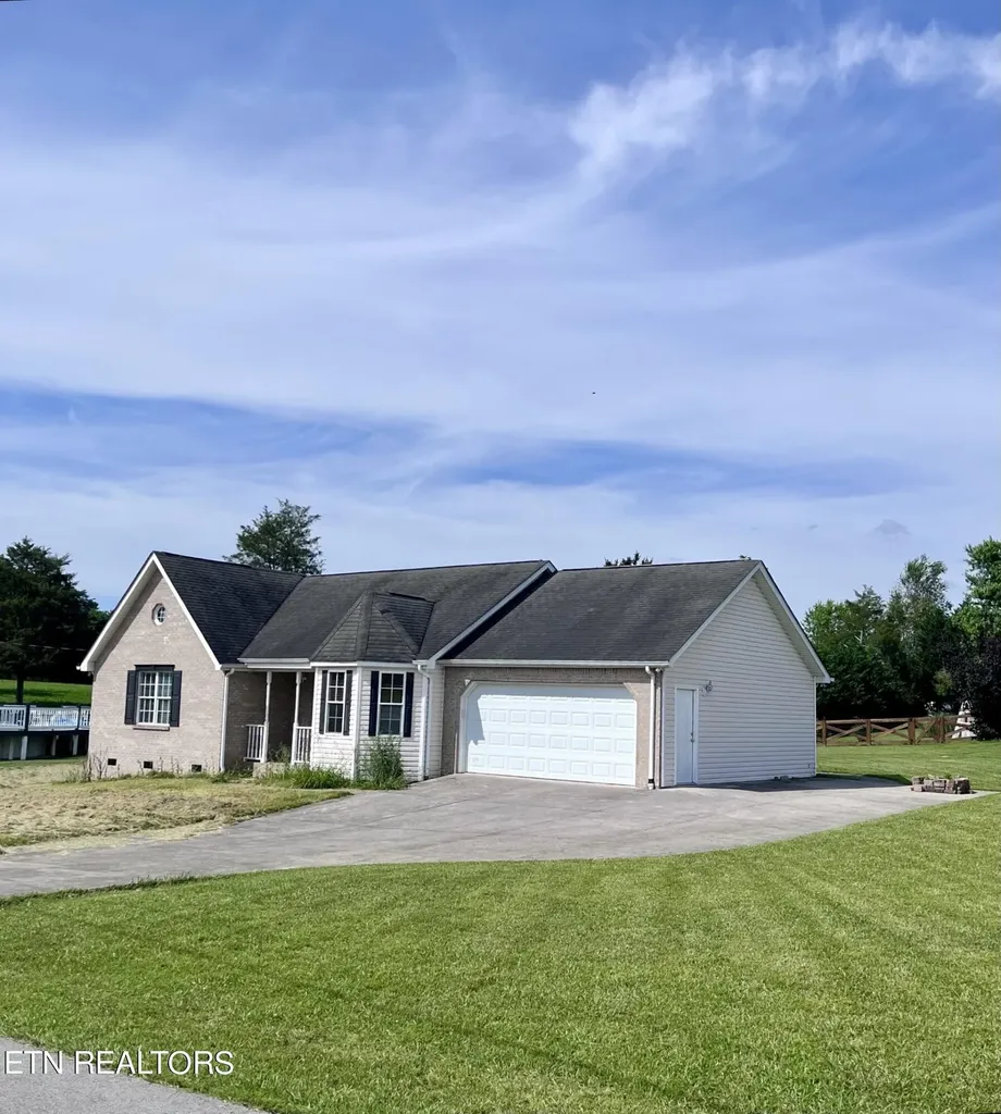 265 Pecan Circle Corryton TN 37721