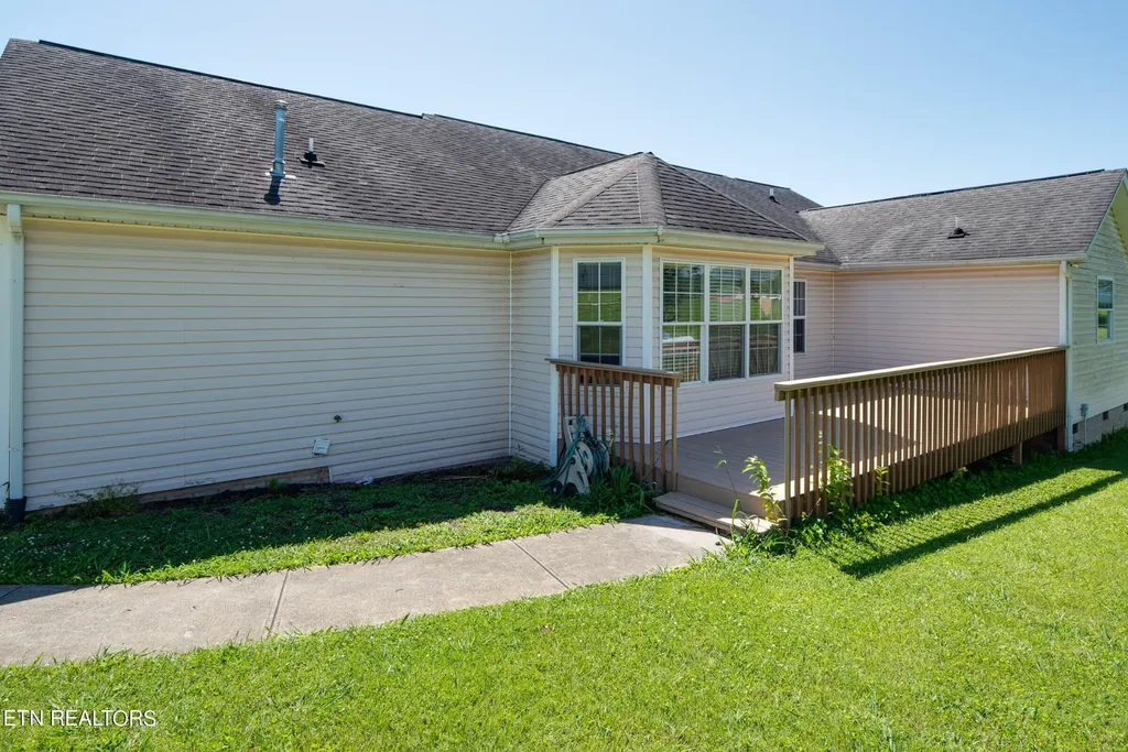 265 Pecan Circle Corryton TN 37721