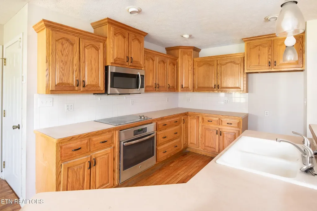 265 Pecan Circle Corryton TN 37721