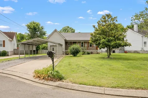 610 Nearlake Court La Vergne TN 37086