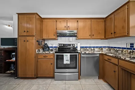 610 Nearlake Court La Vergne TN 37086