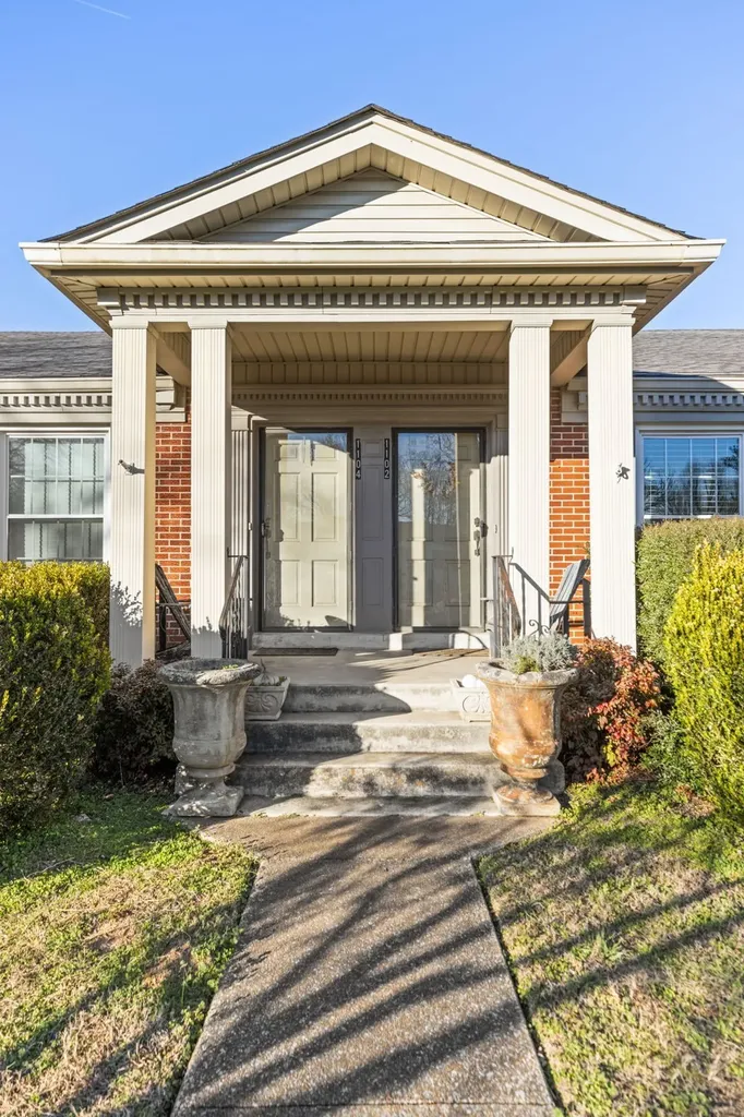1102 Hiwassee Drive Columbia TN 38401