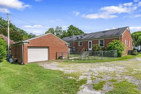 1102 Hiwassee Drive Columbia TN 38401