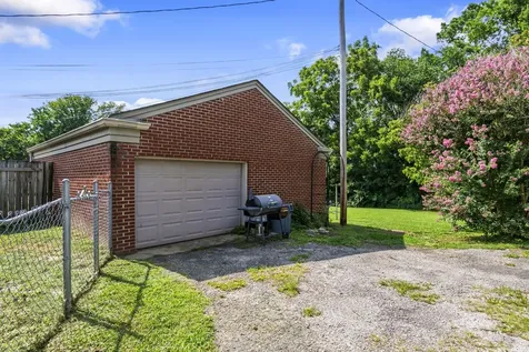 1102 Hiwassee Drive Columbia TN 38401