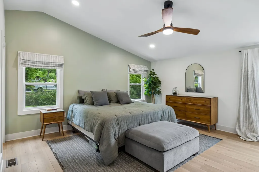 8013 Wikle Road, E Brentwood TN 37027
