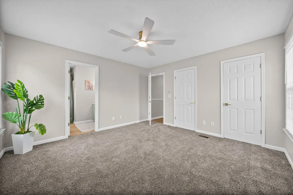 1874 Crestmont Court Clarksville TN 37042