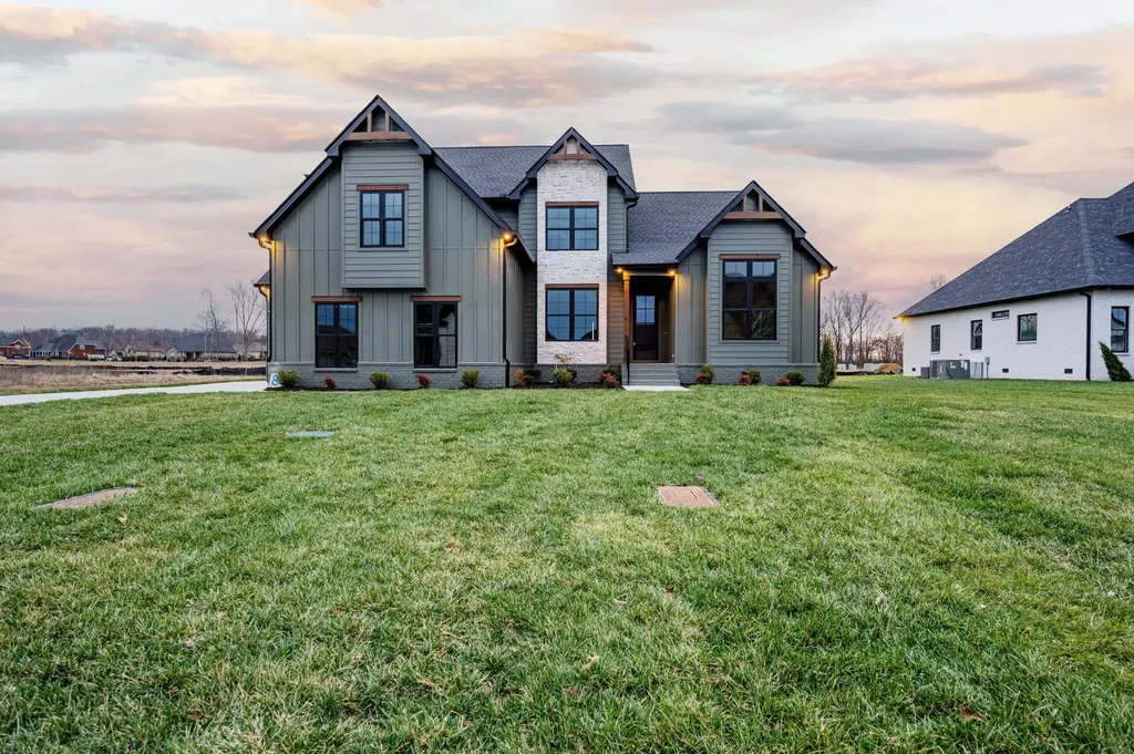 2829 Canfield Drive Murfreesboro TN 37128