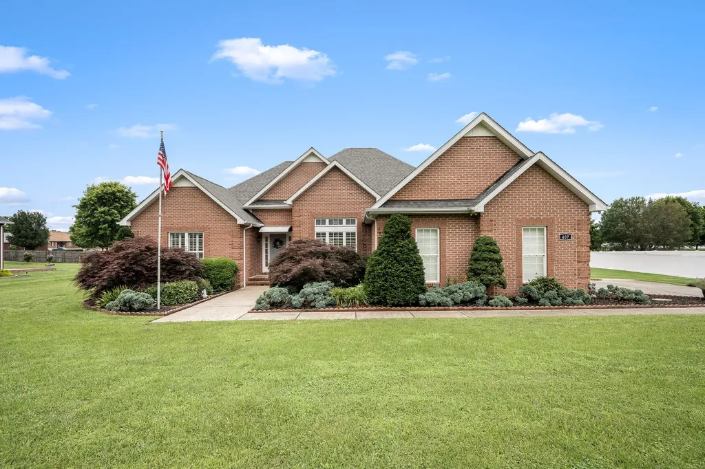 407 Ovoca Lake Road Tullahoma TN 37388