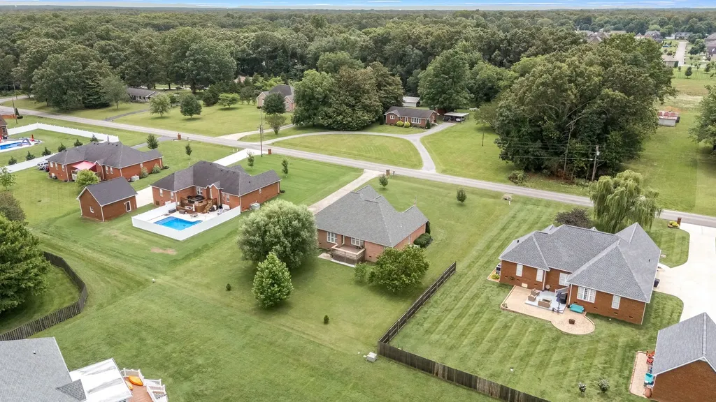 407 Ovoca Lake Road Tullahoma TN 37388