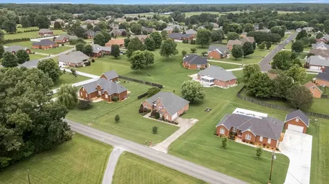 407 Ovoca Lake Road Tullahoma TN 37388