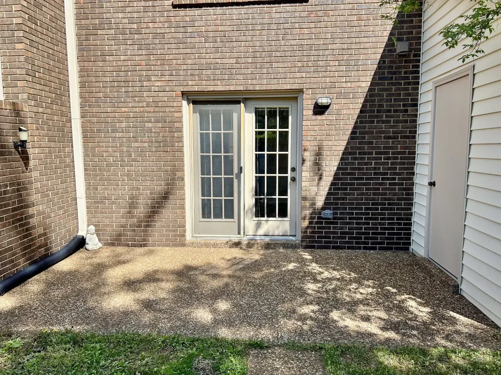 426 Westfield Drive Nashville TN 37221