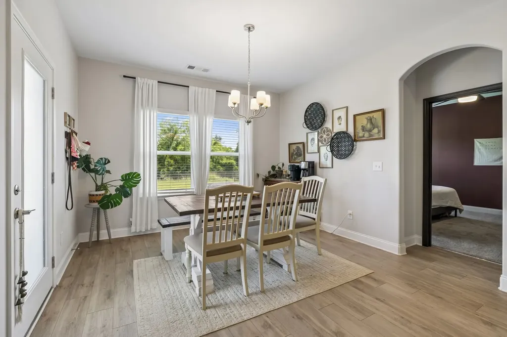 2073 Creekland View Boulevard Nashville TN 37207