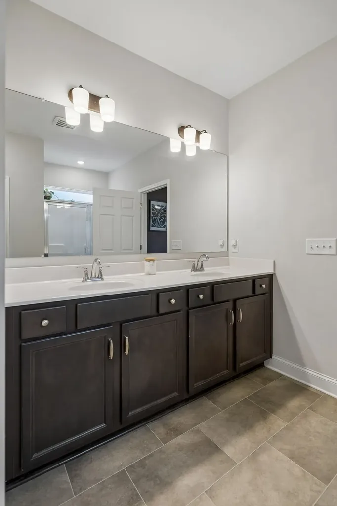 2073 Creekland View Boulevard Nashville TN 37207