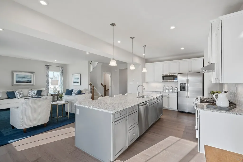 2423 Brumby Loop White House TN 37188