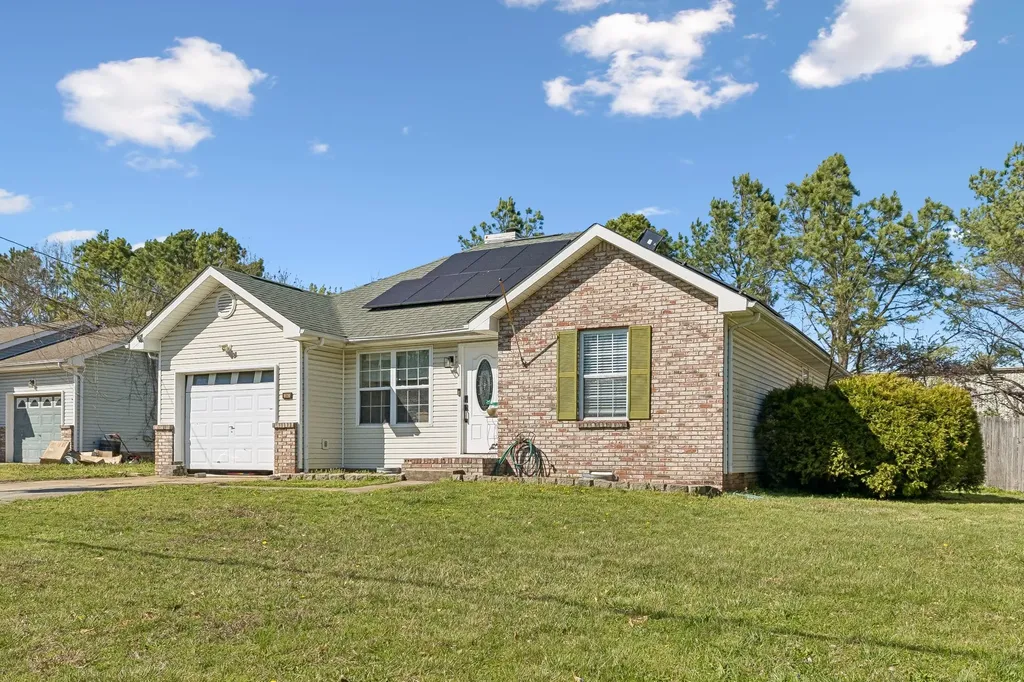 3843 Marla Circle Clarksville TN 37042