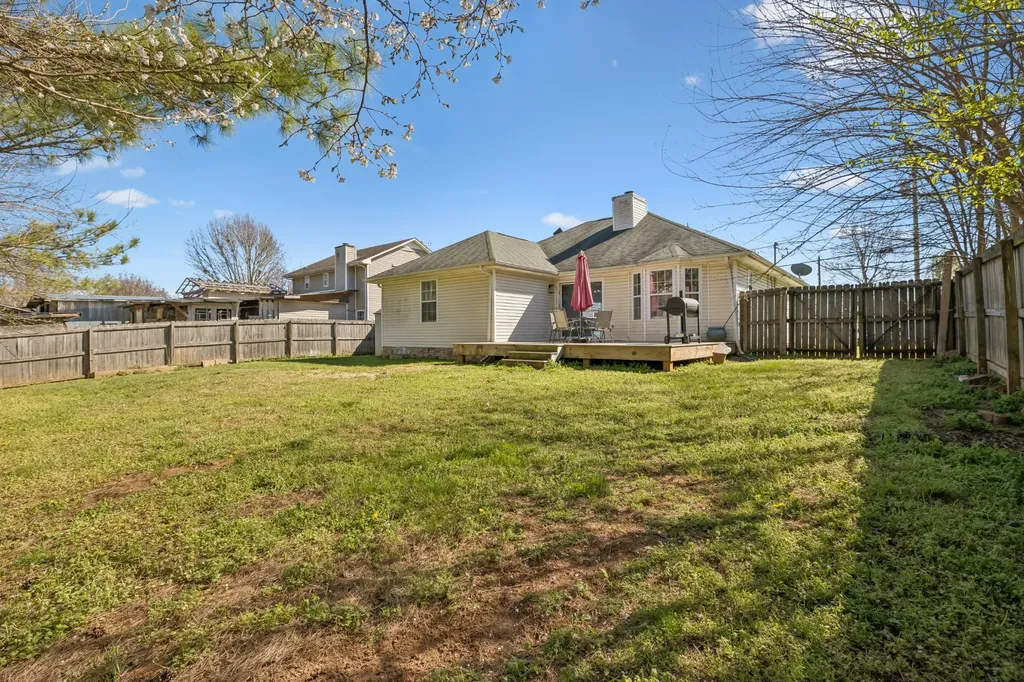 3843 Marla Circle Clarksville TN 37042
