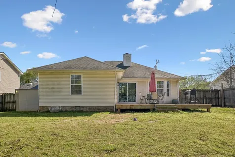 3843 Marla Circle Clarksville TN 37042