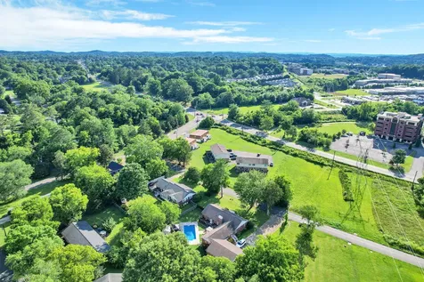 3820 NE Charleston Drive, NE Cleveland TN 37312